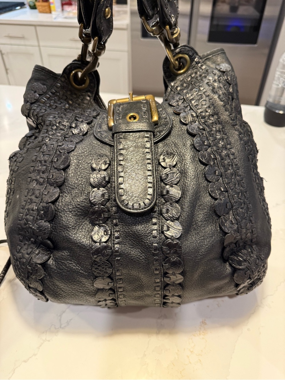 ISABELLA FIORE FULL CIRCLE BRITTA BLACKLEATHER WHIPSTICHED APPLIQUE HOBO